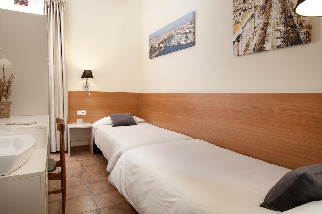 Pension Mariluz Barcelona Rum bild